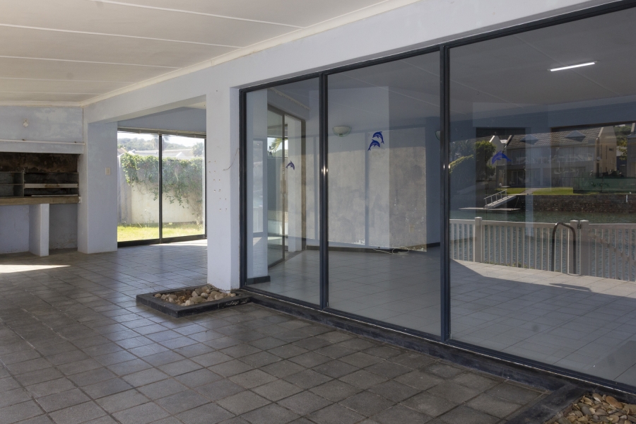 4 Bedroom Property for Sale in Royal Alfred Marina Eastern Cape
